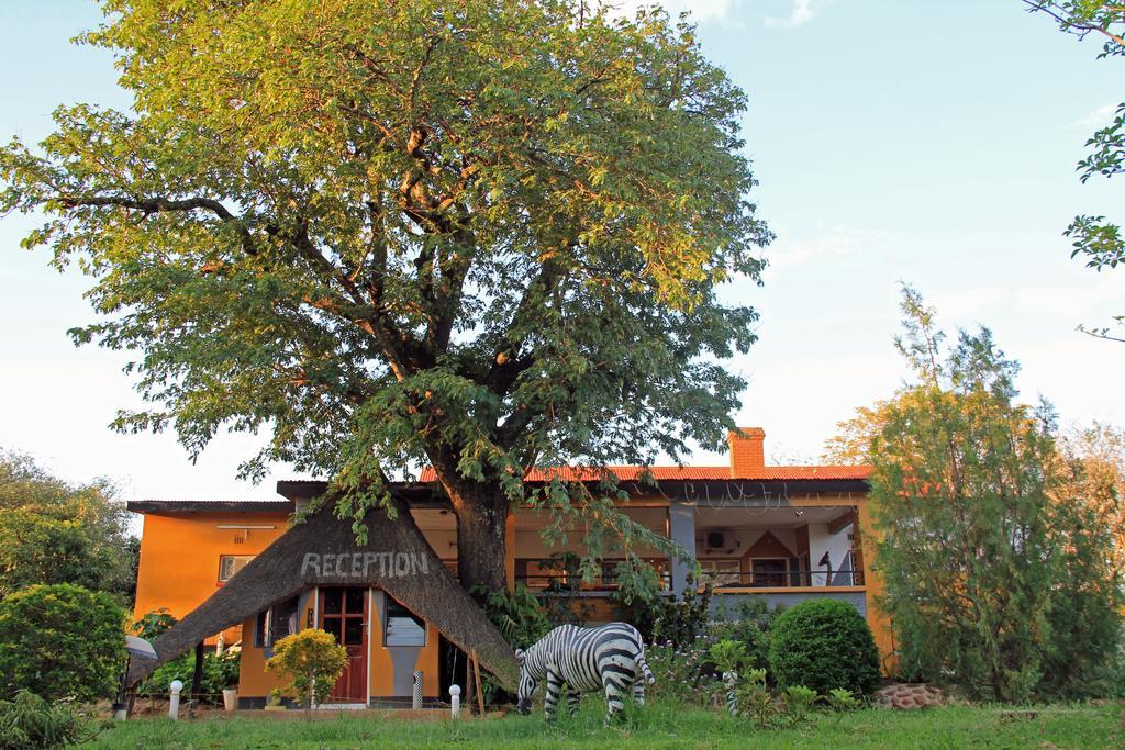 Golden Days Lodge Livingstone Eksteriør billede